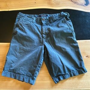 American Eagle Outfitters mens small (28 waist) navy blue khaki shorts